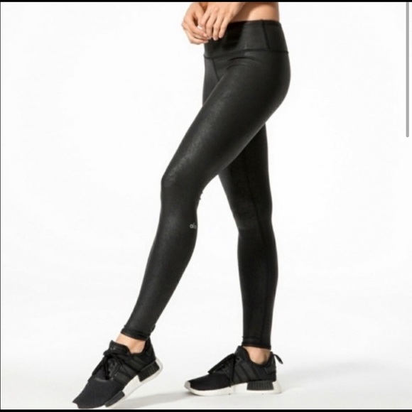 ALO Yoga Pants - Alo Yoga Airbrush faux leather leggings